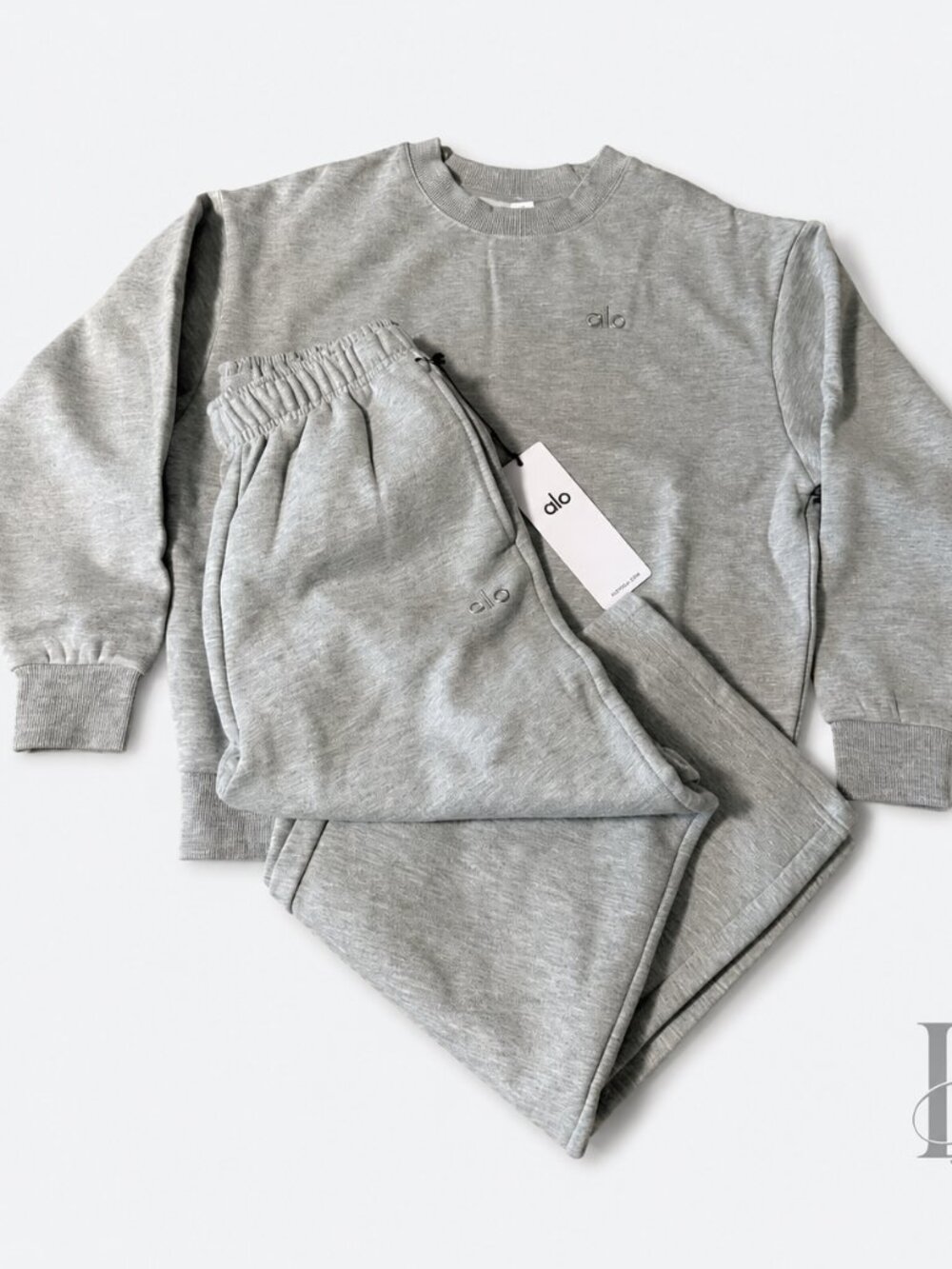 ALO Yoga Kids Light Gray Sweatshirt & Jogger Set
